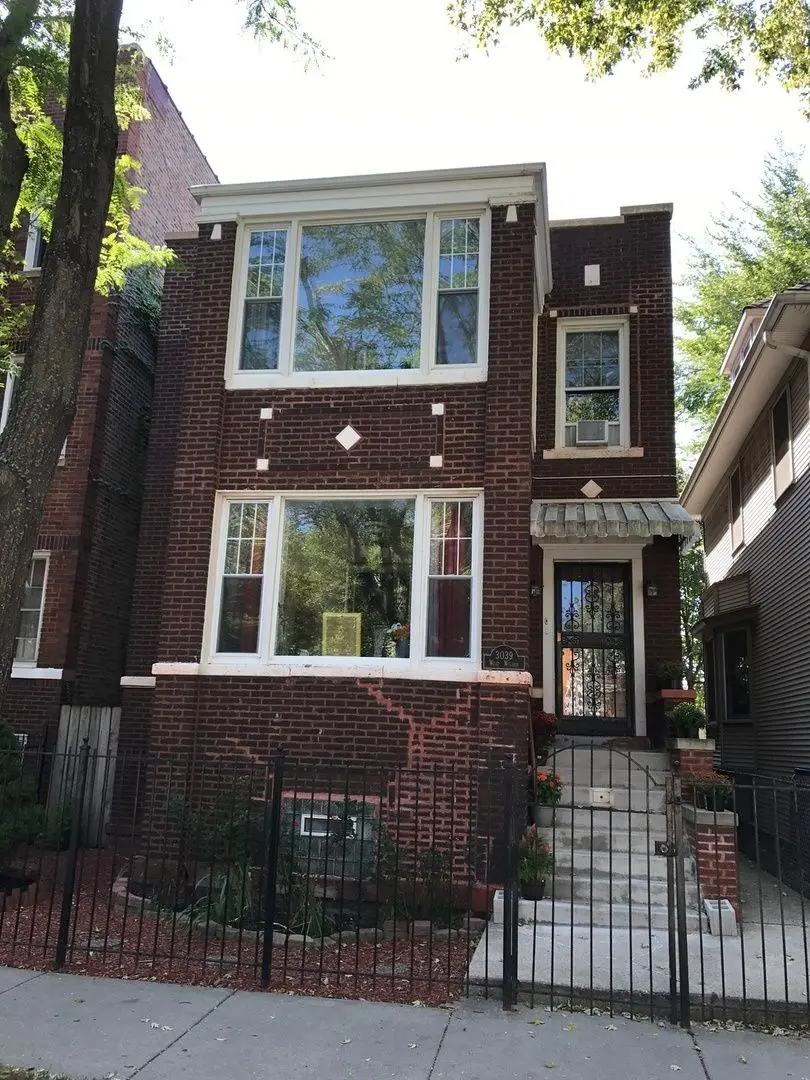 3039 W Wilson Avenue