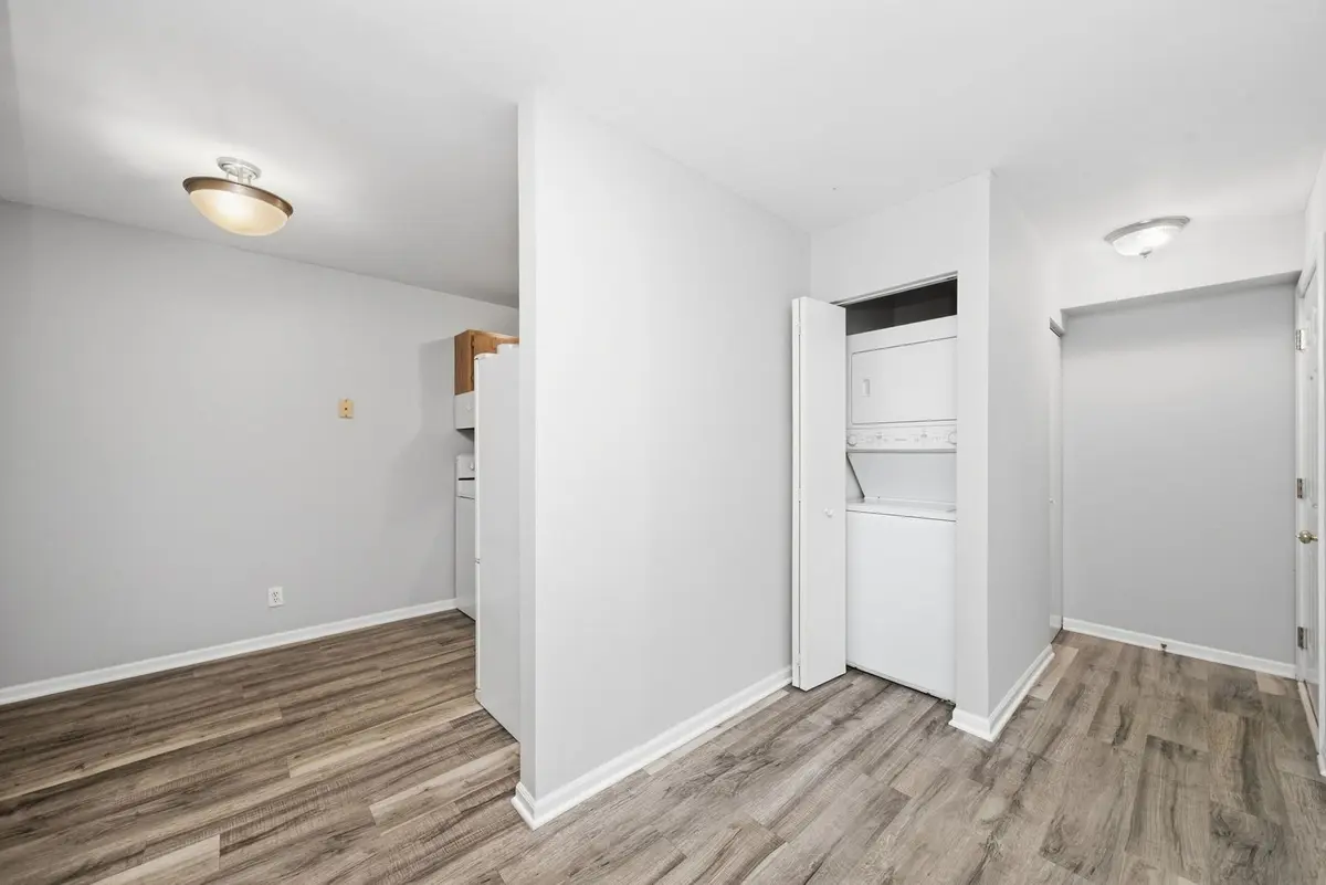 2300 Light Road