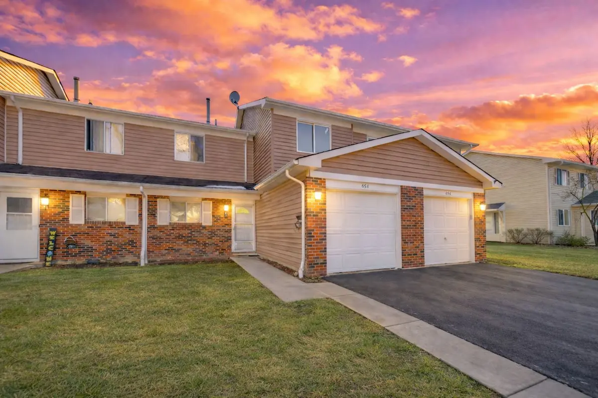 454 Esselen Court