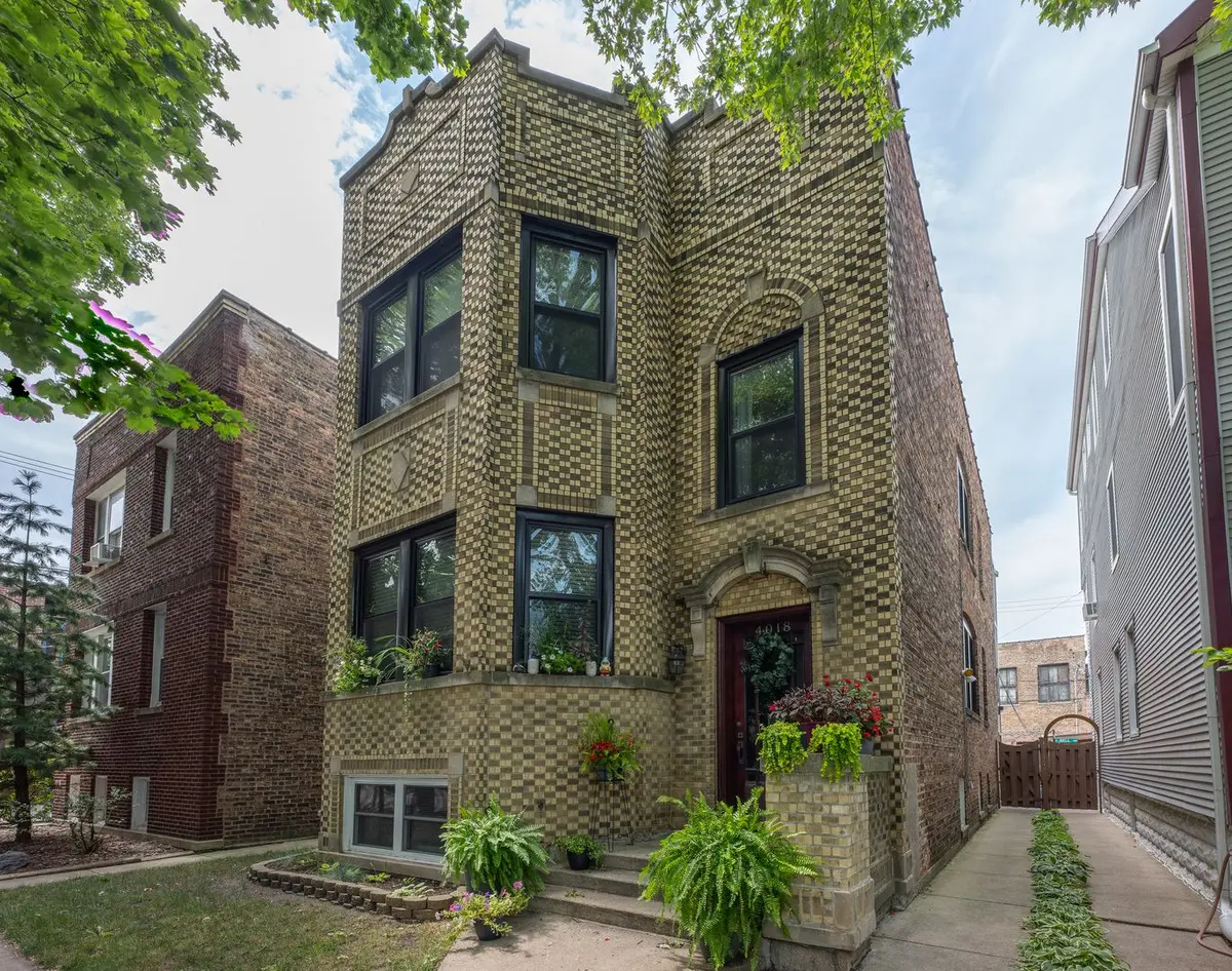 4018 N Maplewood Avenue