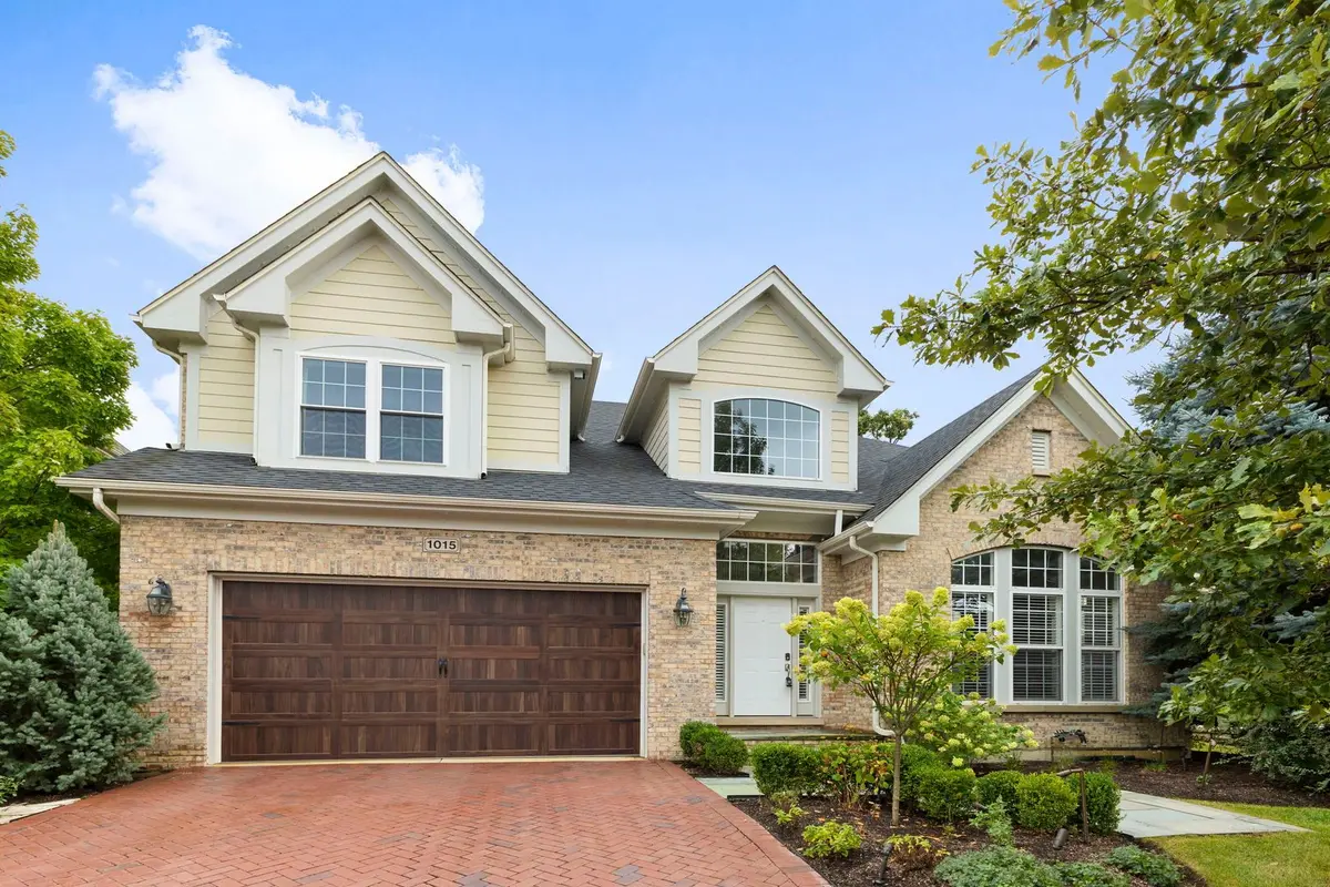 1015 White Pine Lane