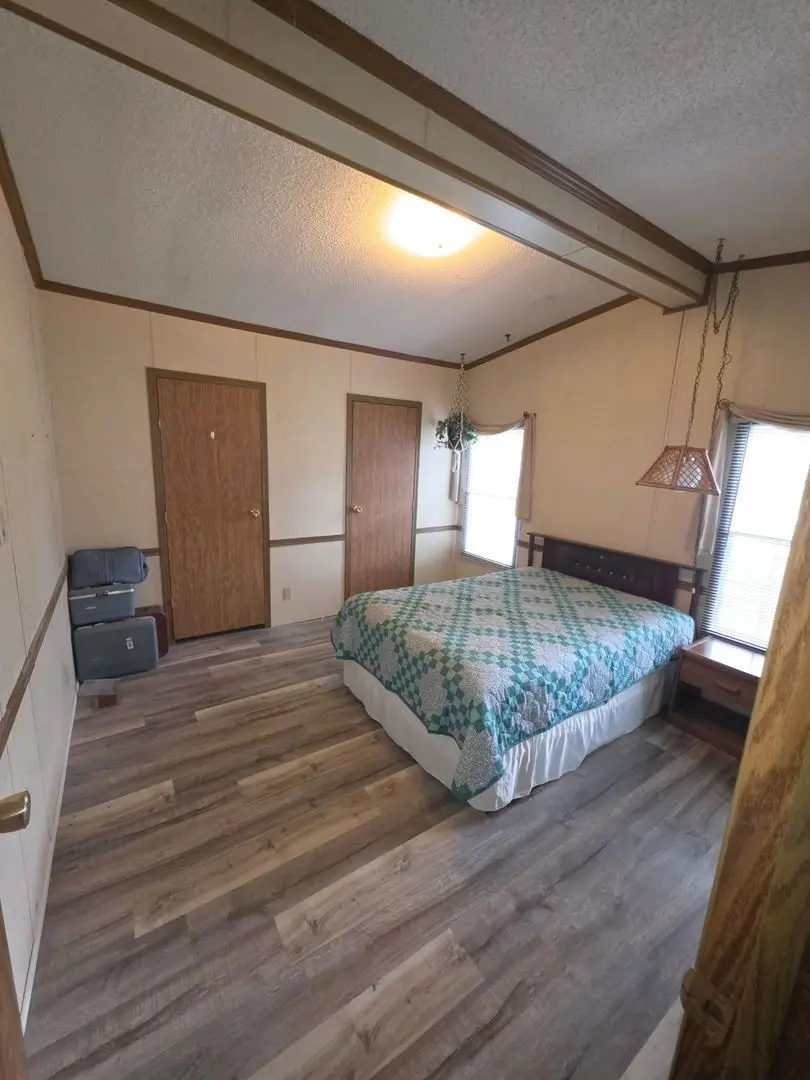 17 Cedar Lane