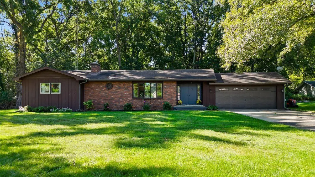 1113 River Oaks Drive