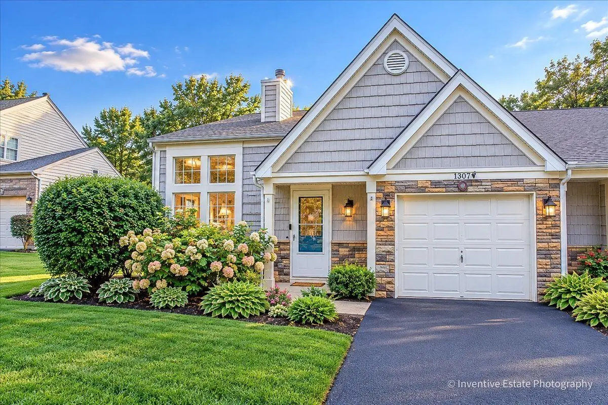 1307 Seabury Circle