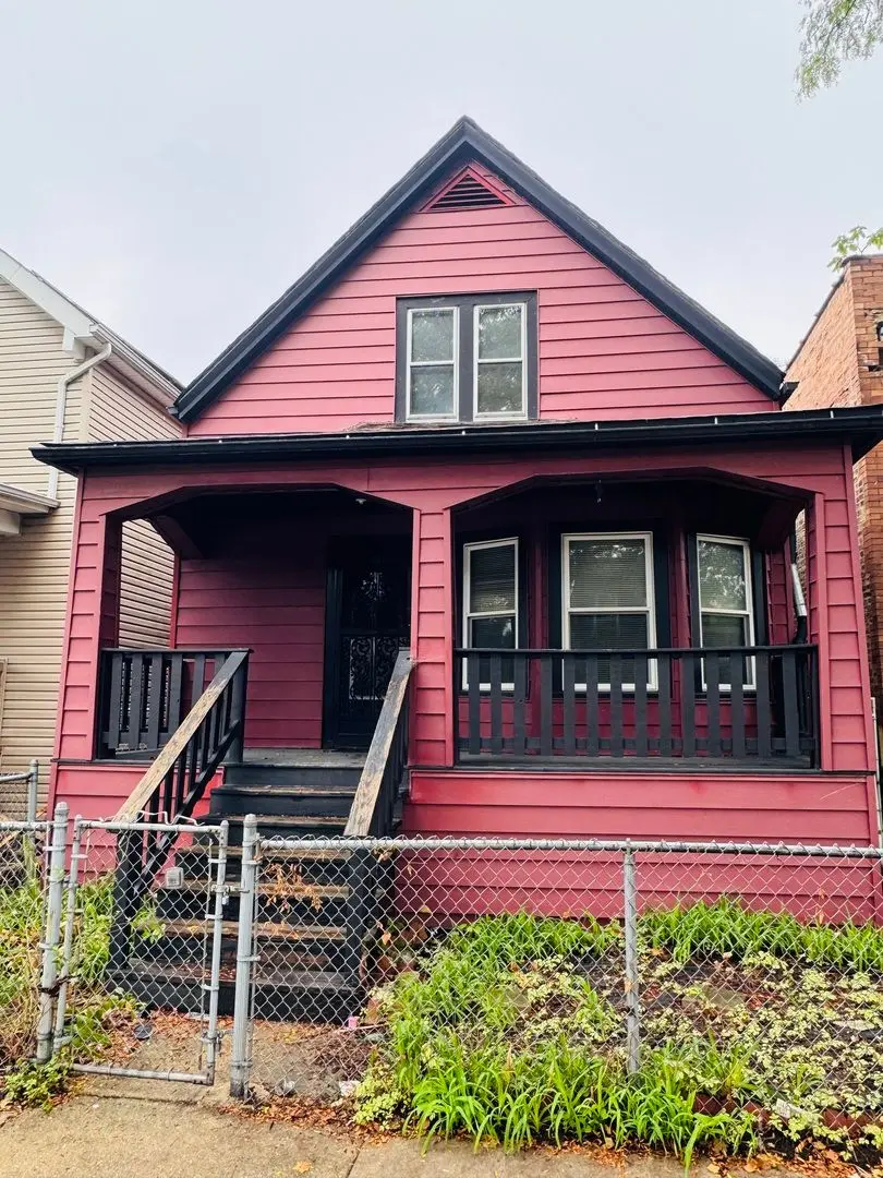 4934 W Iowa Street