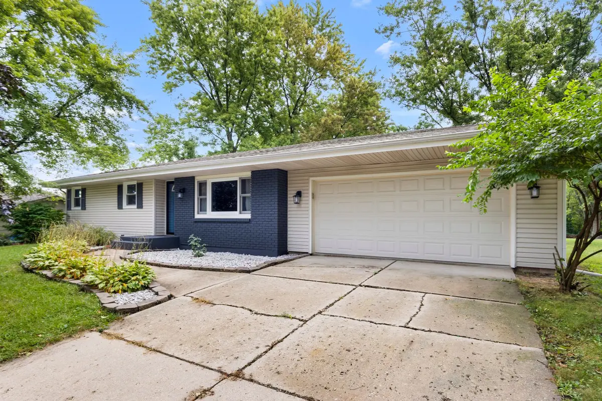 6128 Bristlecone Lane