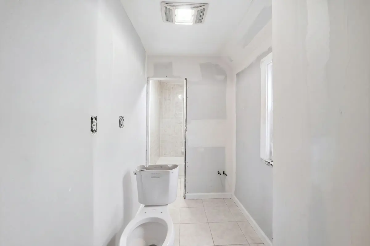 4851 S Wood Street