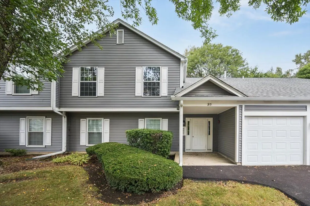 95 Midhurst Court
