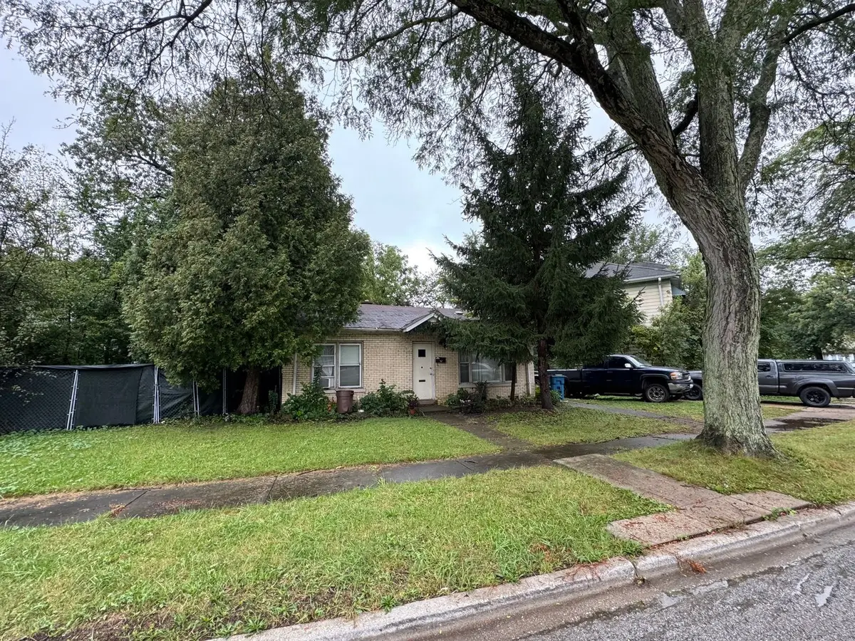 1657 Buena Vista Circle
