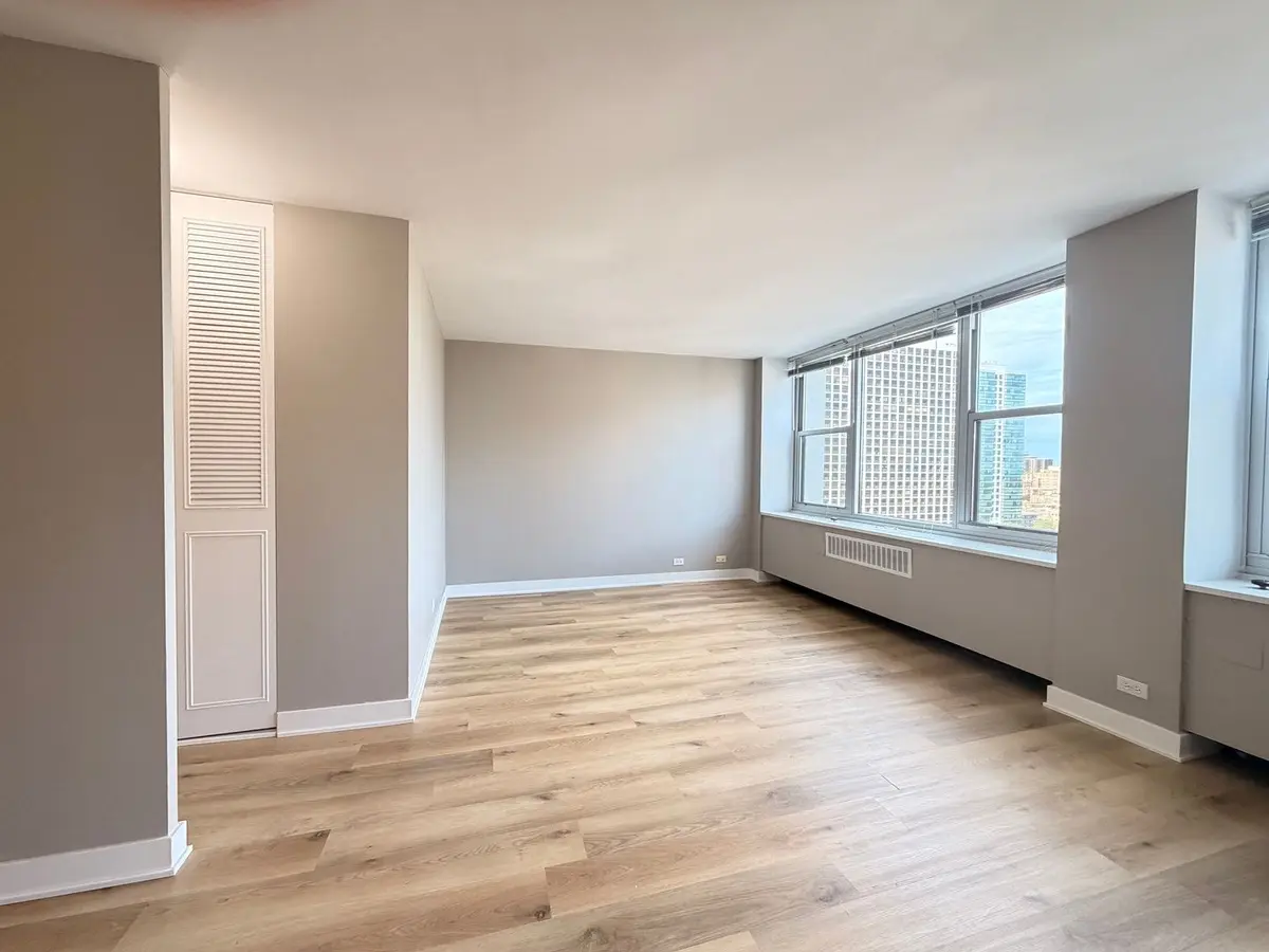 4250 N Marine Drive