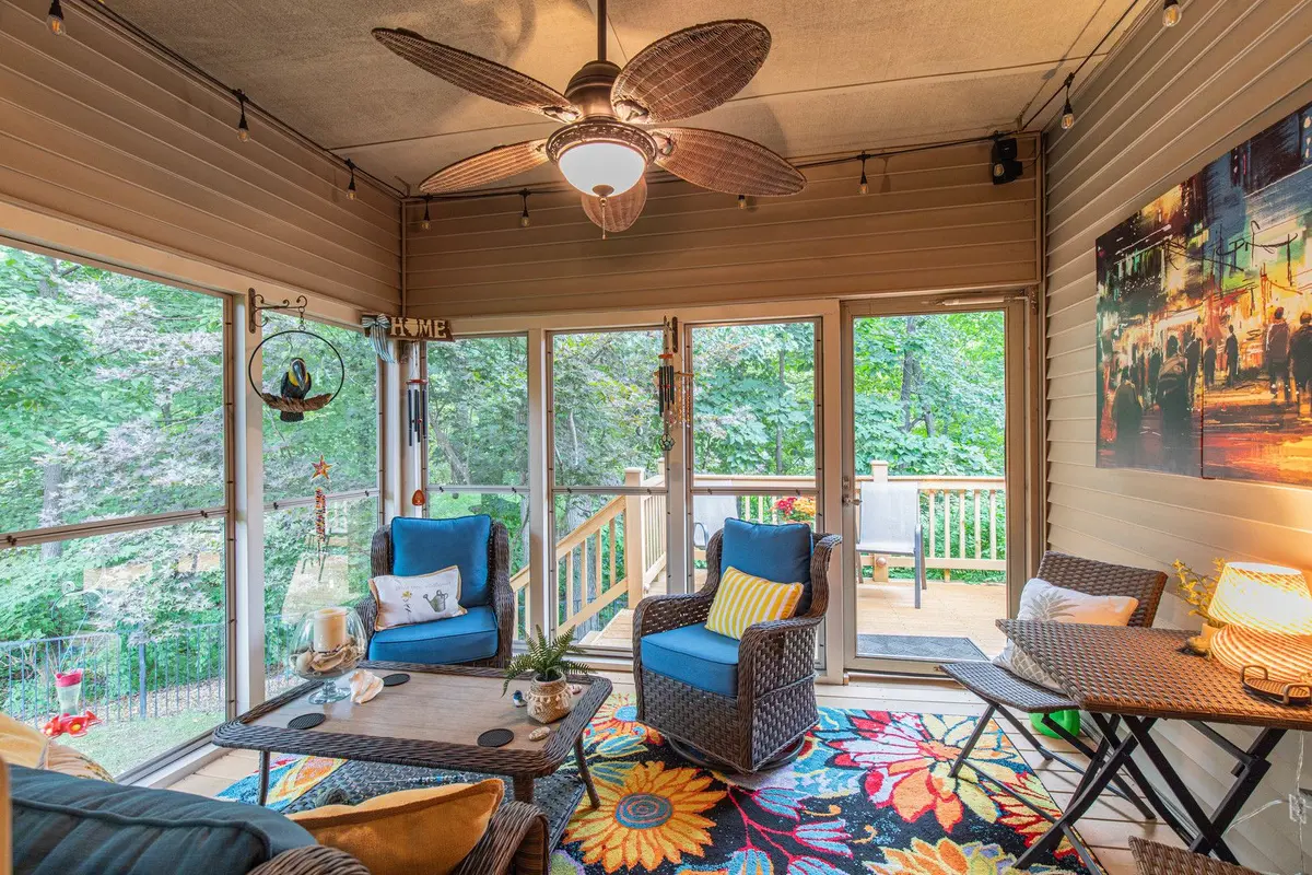 2339 Amelia Drive