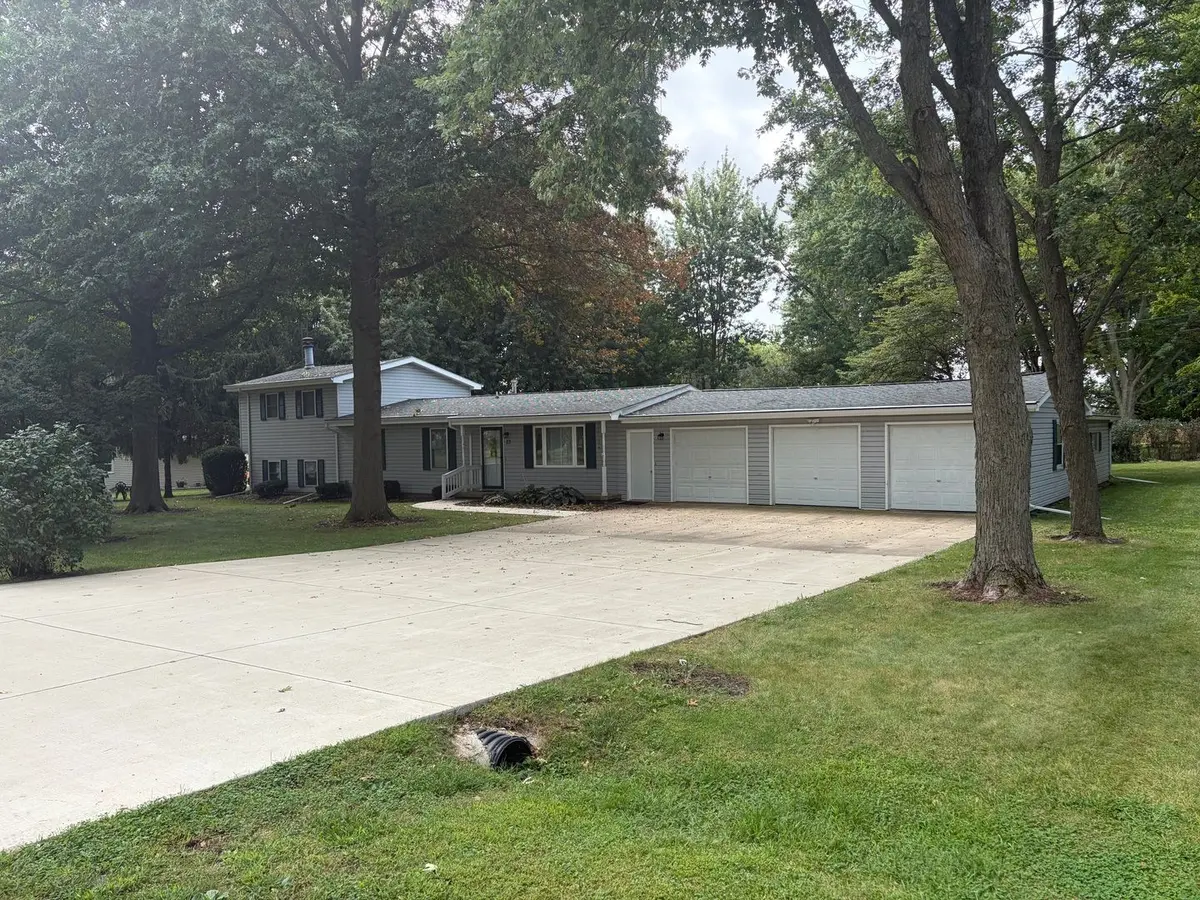 10083 Elizabeth Road