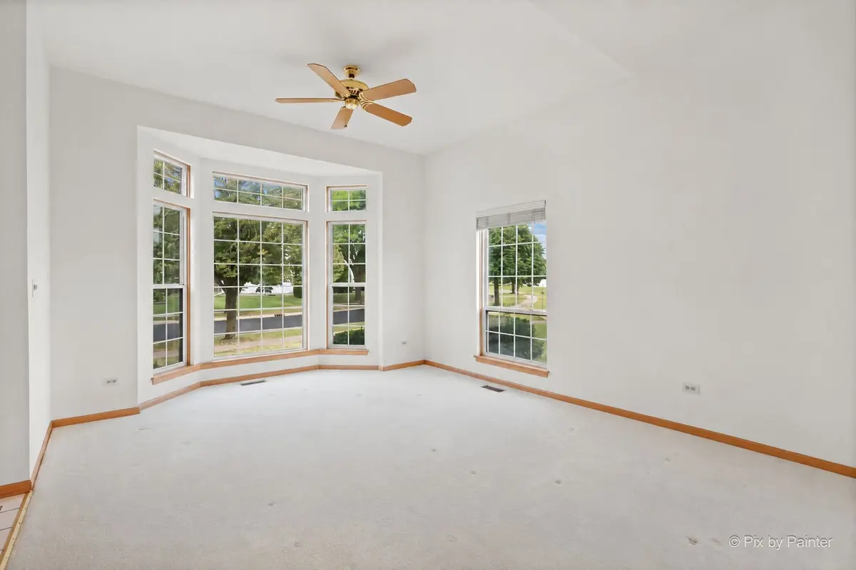 664 Mayfair Drive