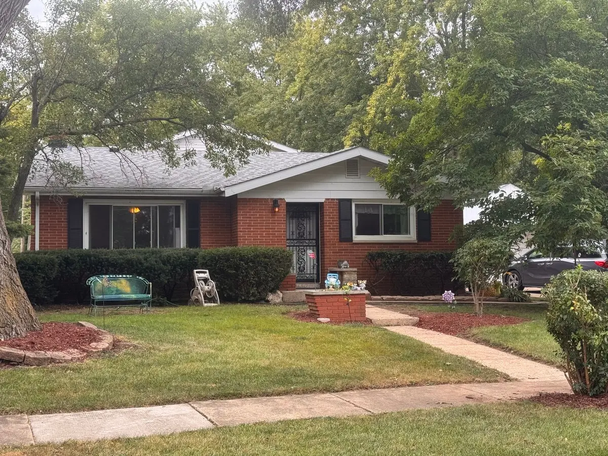 213 Edgemont Street