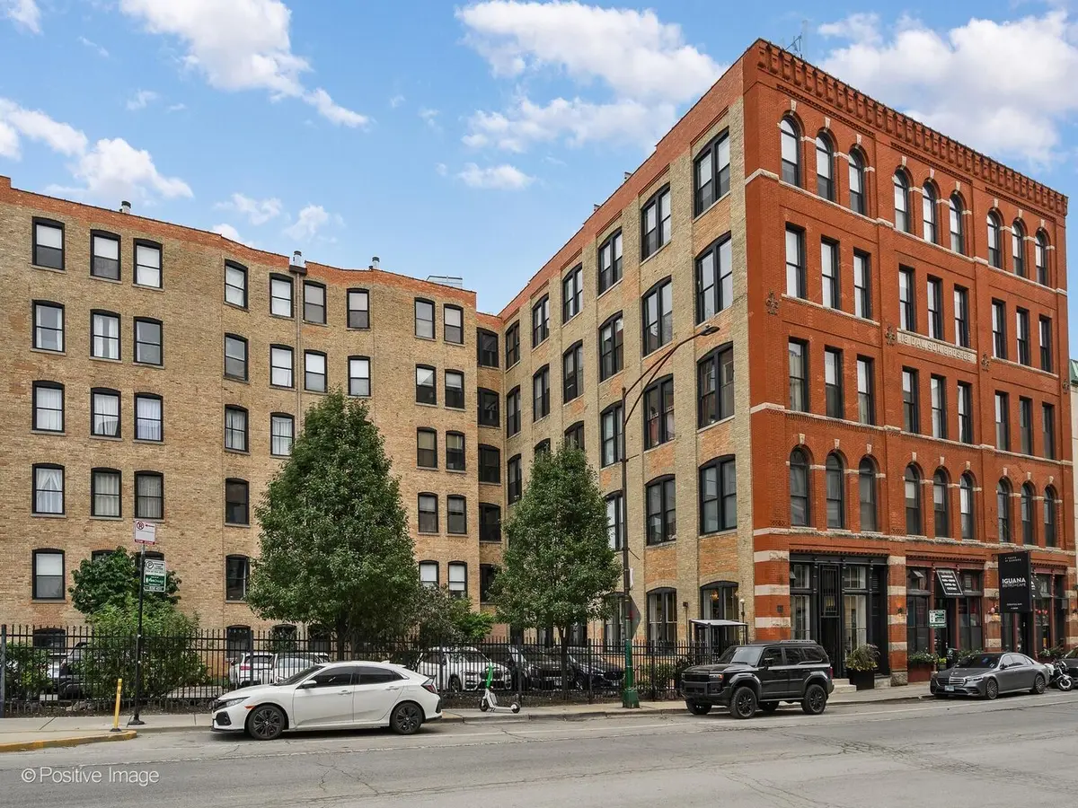 525 N Halsted Street