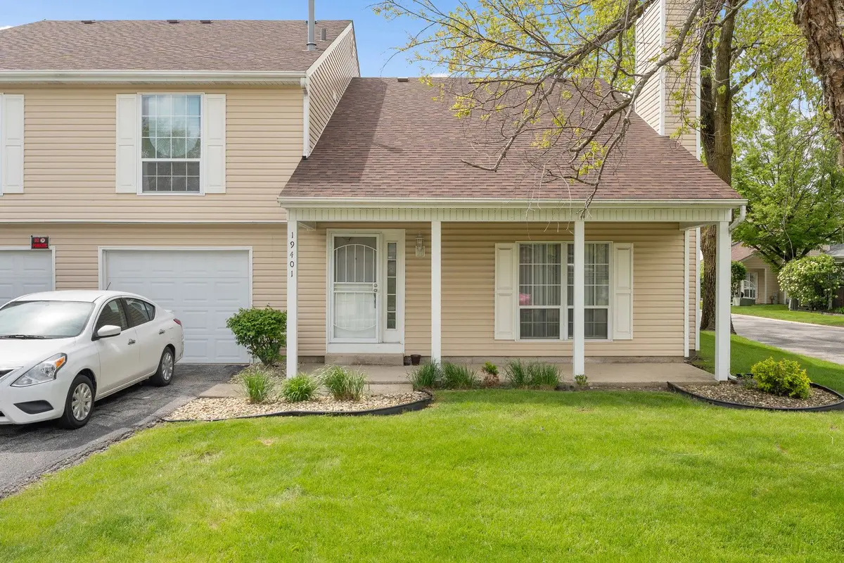 19401 Hickory Place