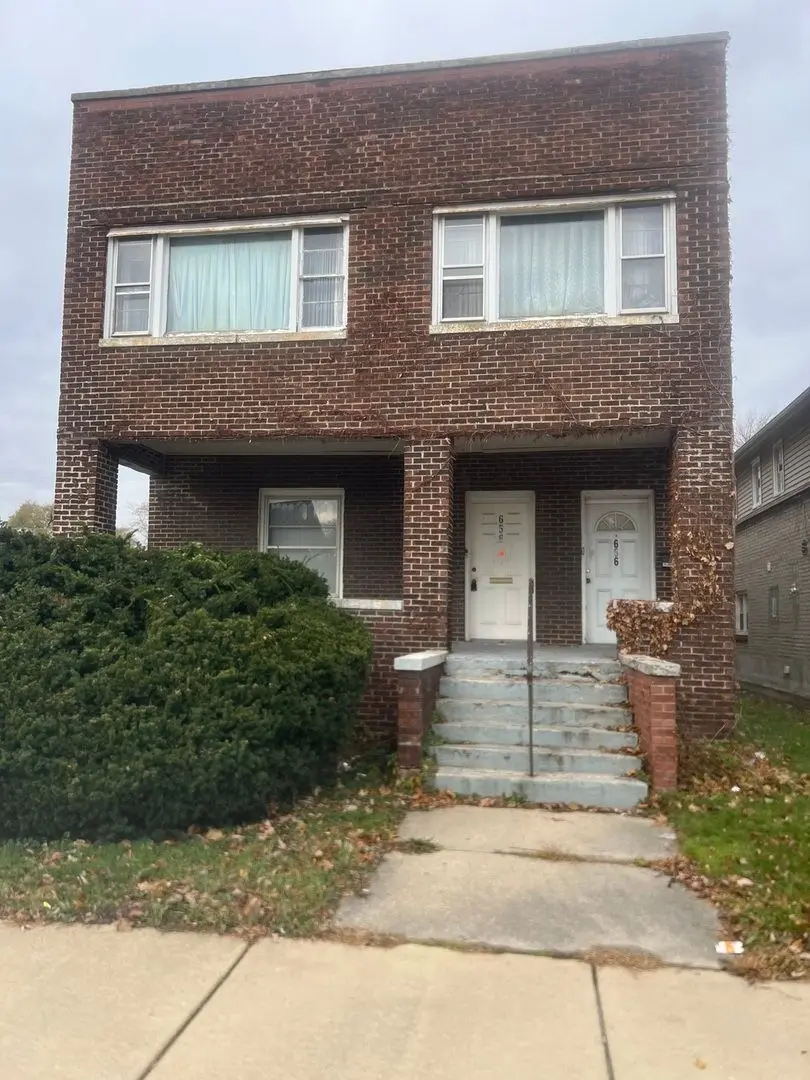 656 Wentworth Avenue