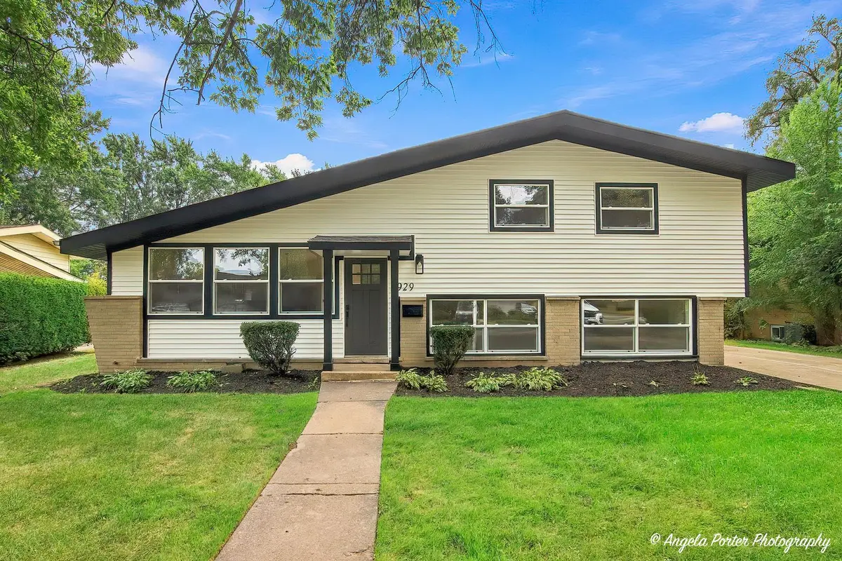 2929 Central Road