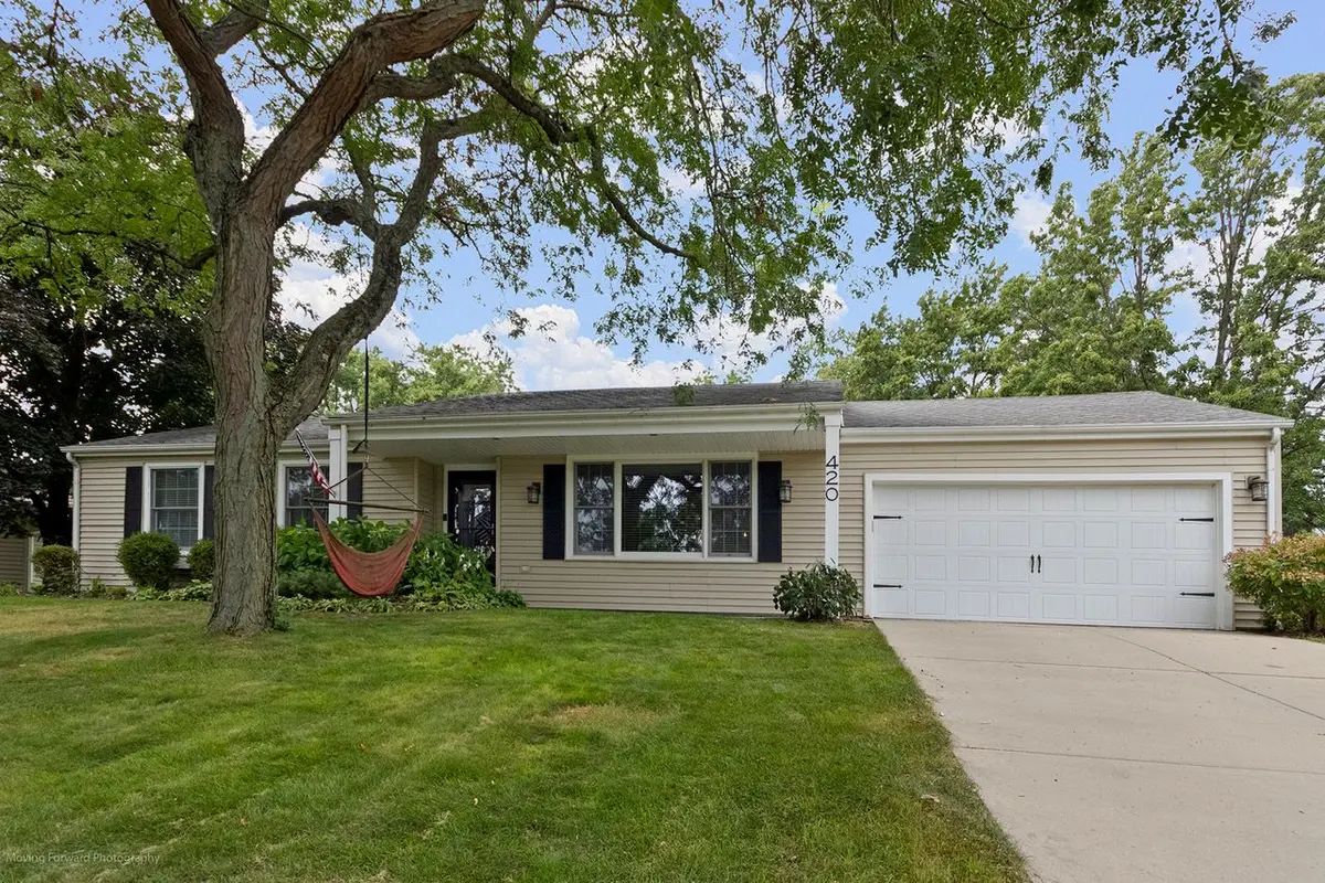 420 Hobby Avenue