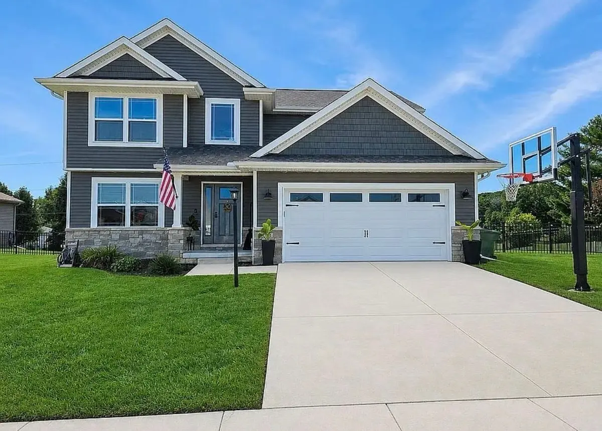 705 Red Bud Drive