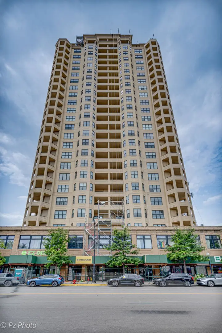 1464 S Michigan Avenue
