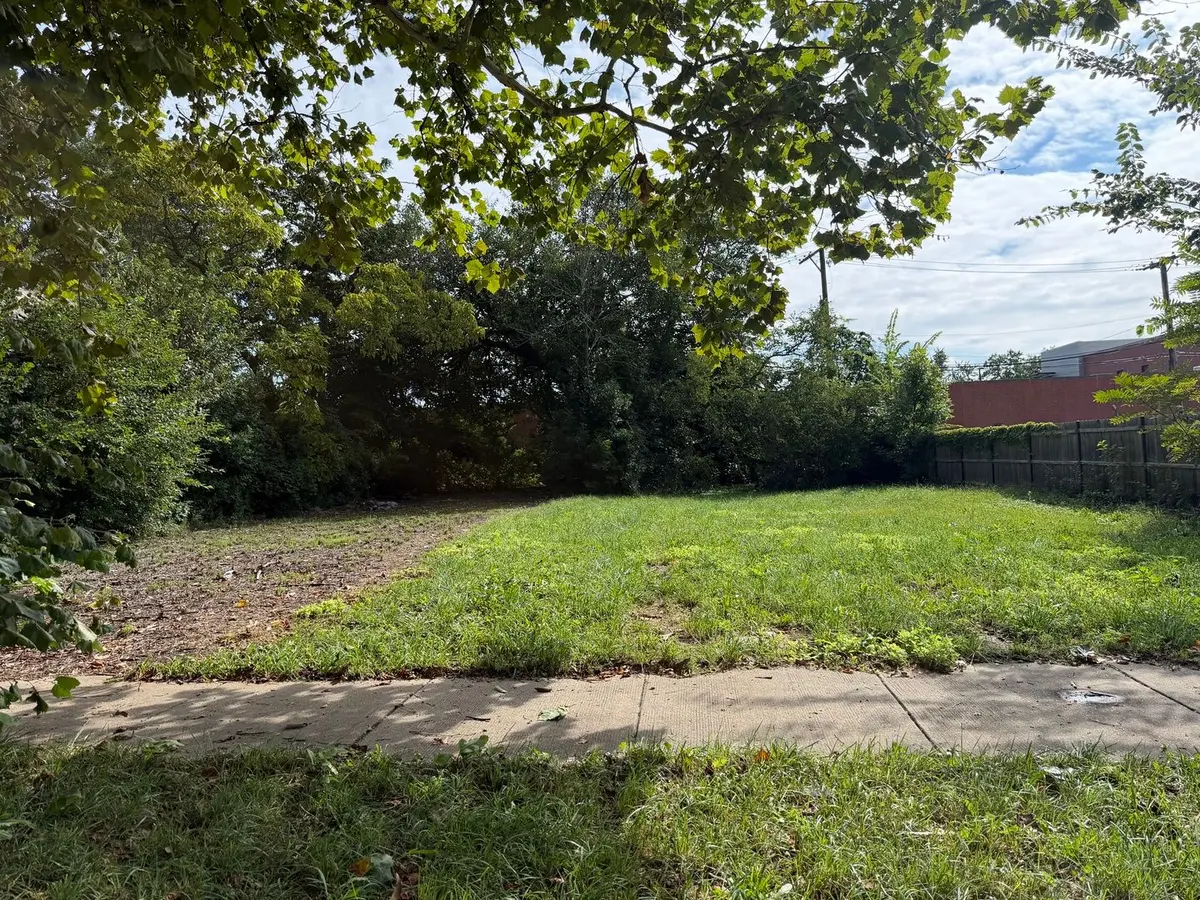 119 W 110th Place
