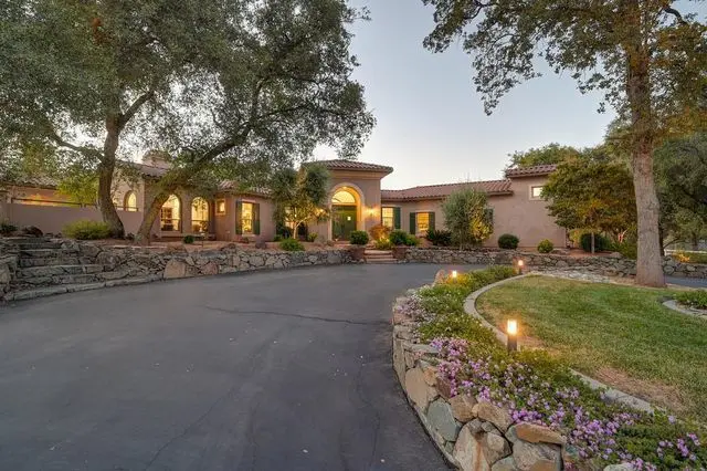 4021 Porter Lane