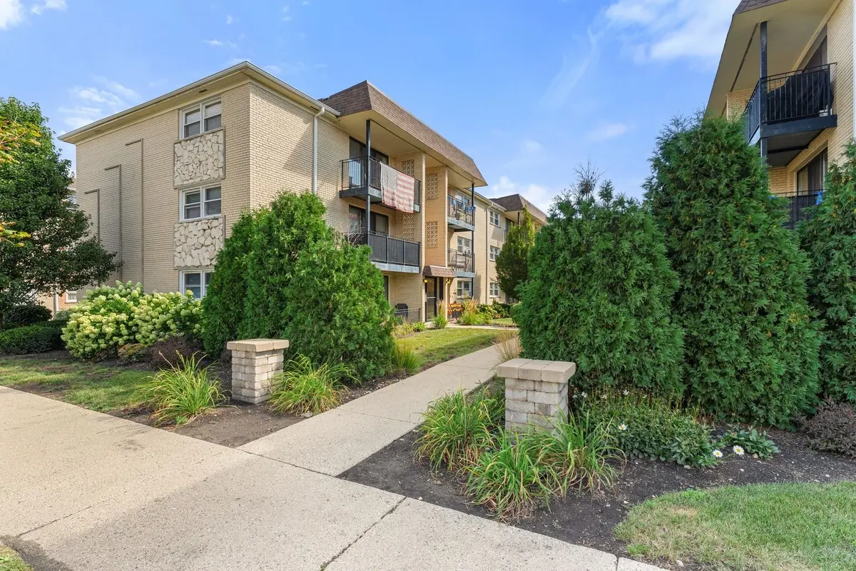 6553 N Harlem Avenue
