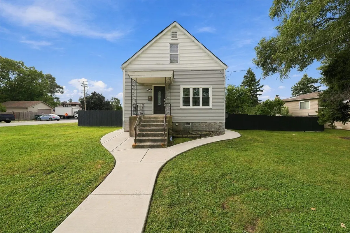 3903 W 115th Street