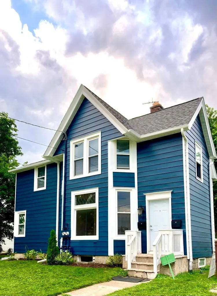 325 3rd Street