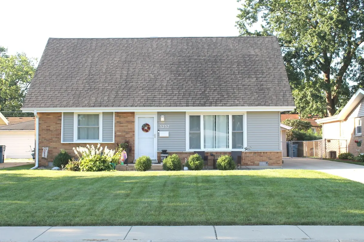 5237 Pleasant Lane