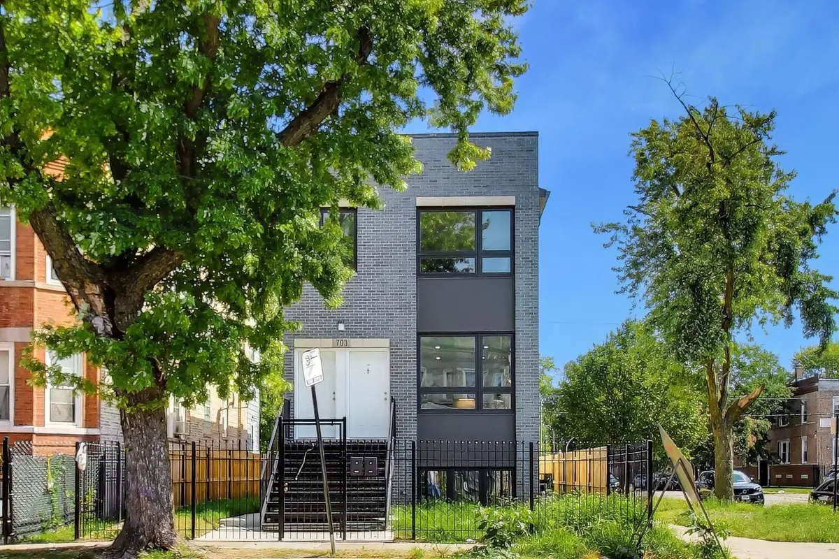 703 N Homan Avenue