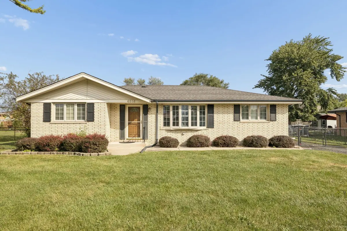 6516 W 84th Street
