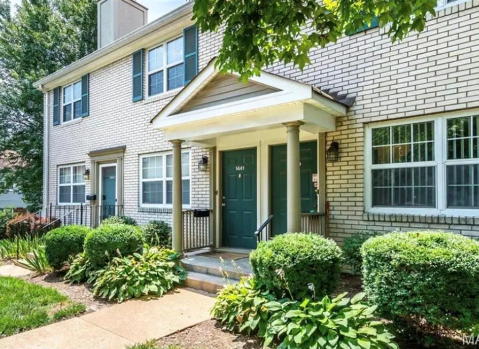 1441 Thrush Place