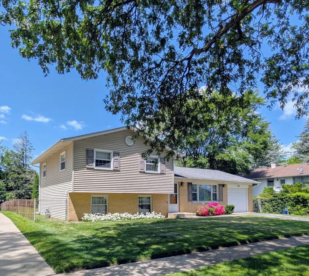 476 Raupp Boulevard