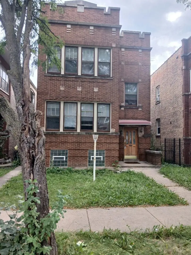 1421 N Austin Boulevard