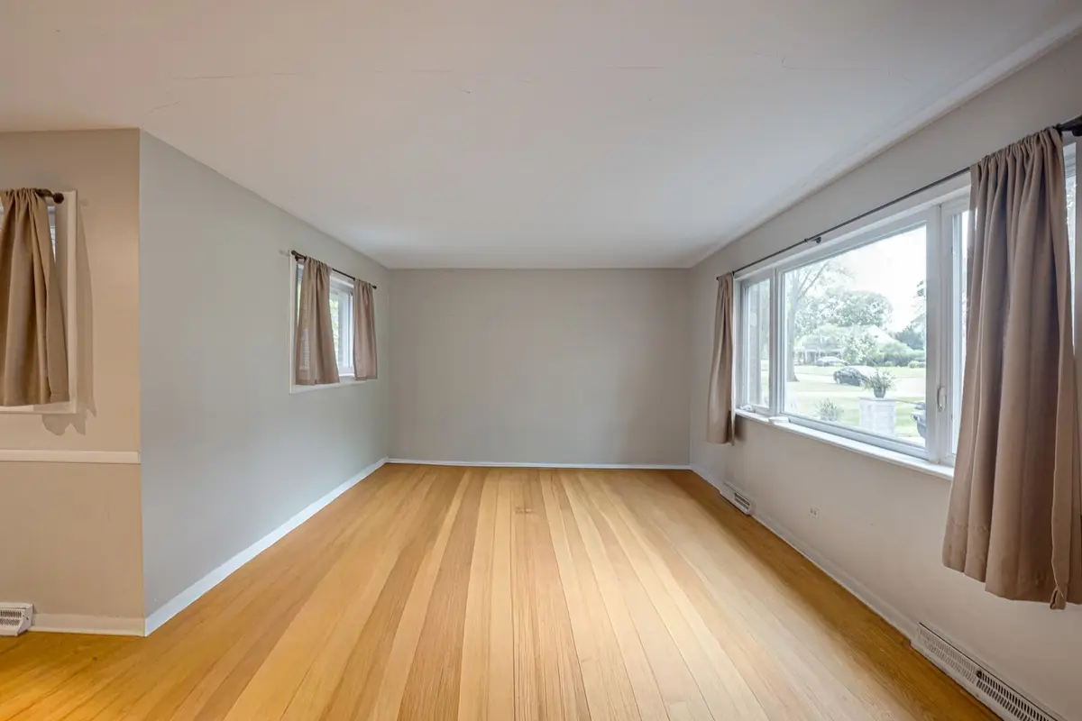 1127 Santa Rosa Avenue