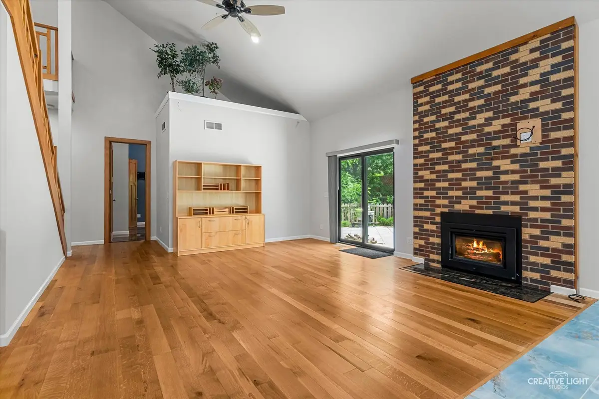 19W676 99th Street