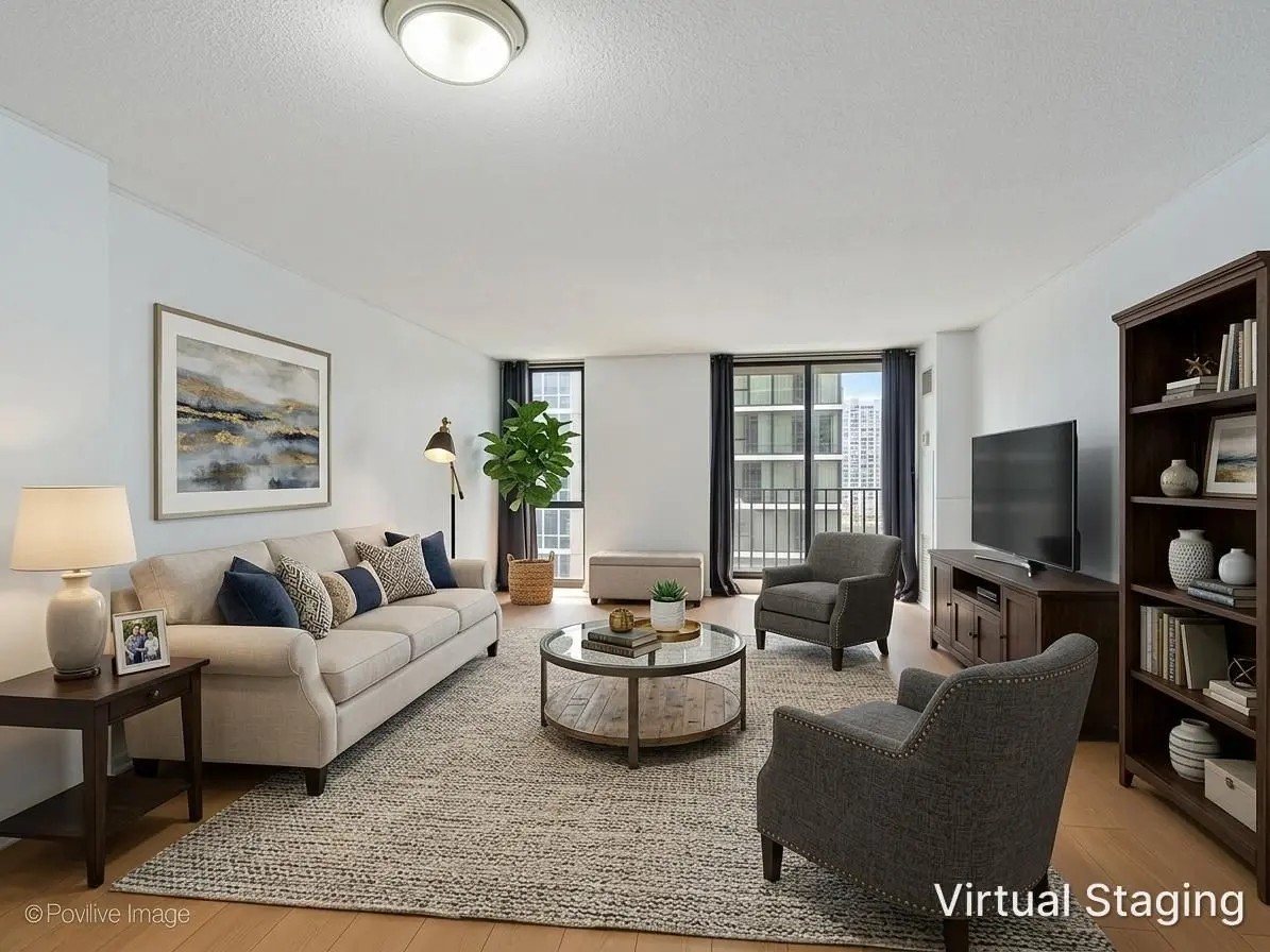 70 W Huron Street