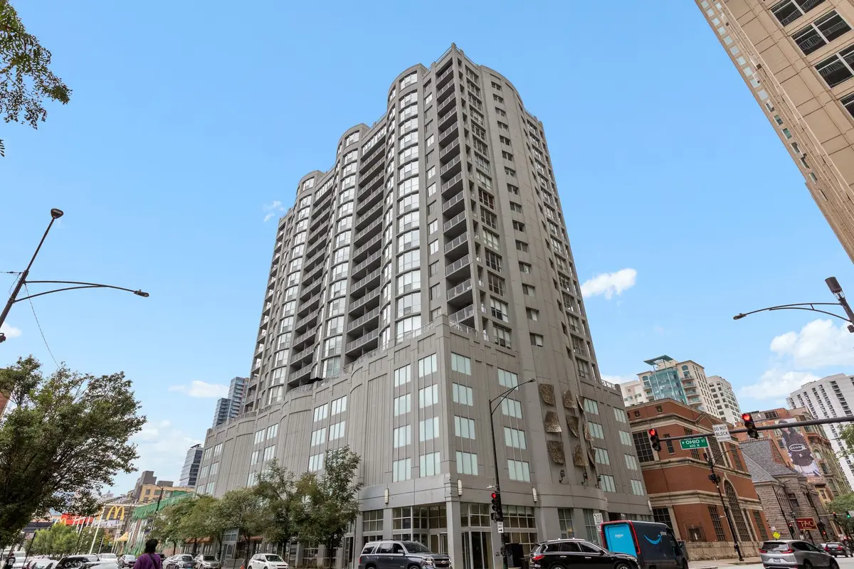 600 N Dearborn Street