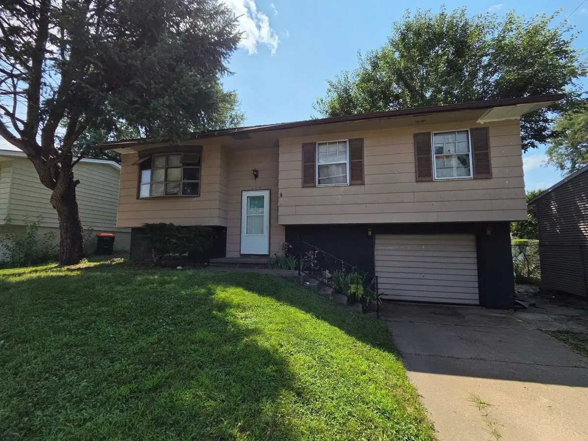 2308 Jebens Avenue