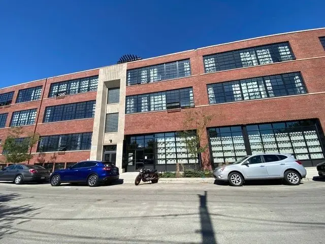 1432 W 21st Street