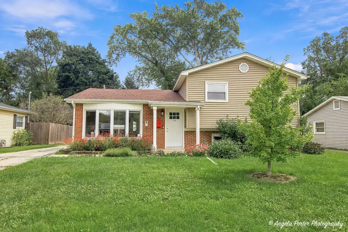 637 N Greenview Avenue