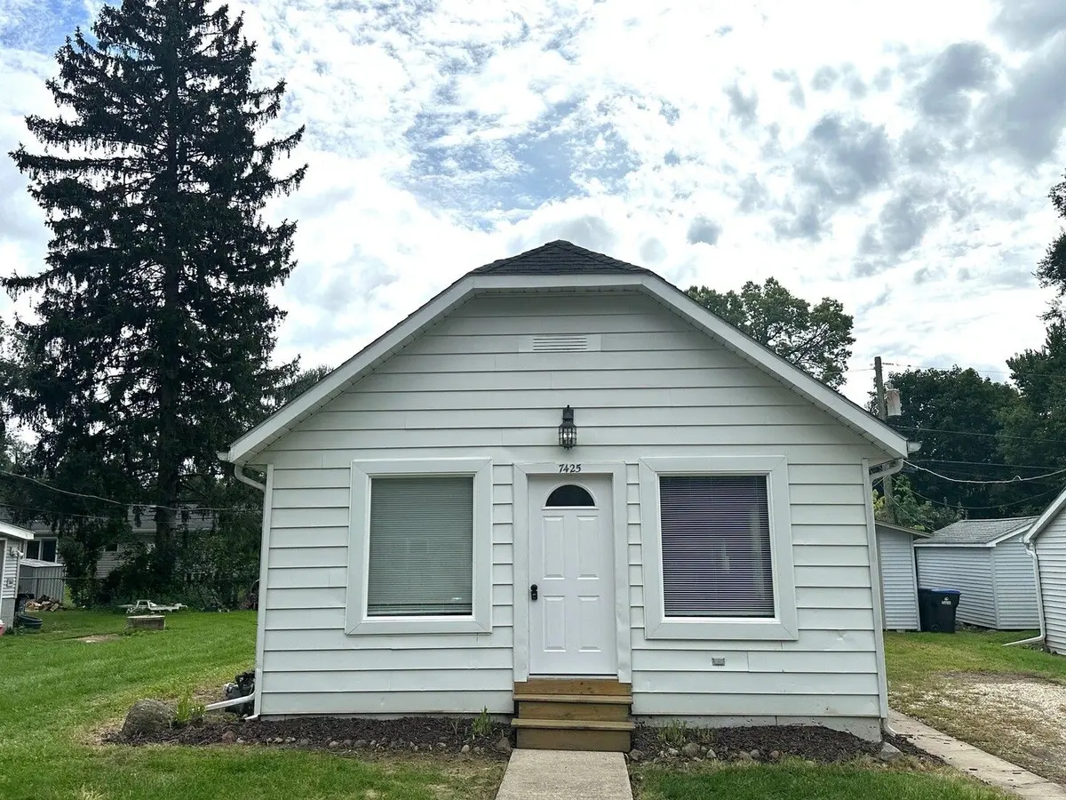 7425 Cedar Drive