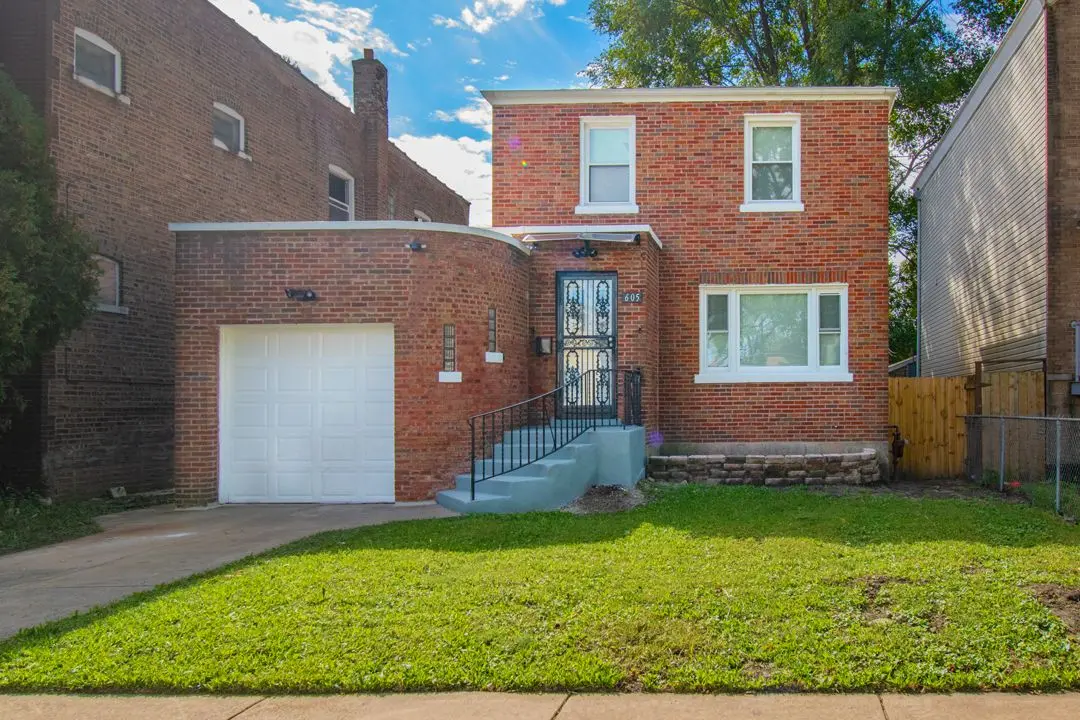 605 E 88th Place