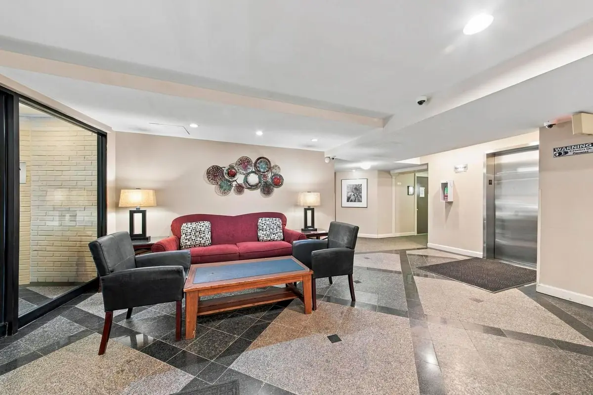 675 GROVE Drive