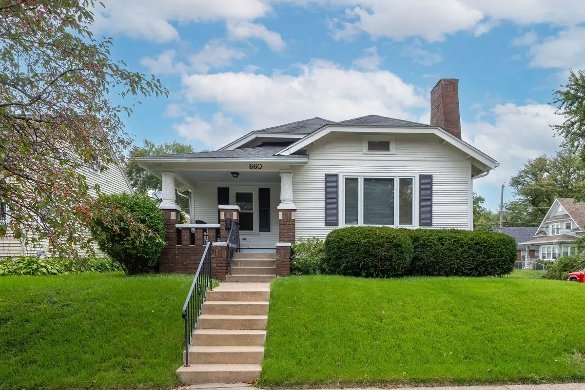 660 E Colorado Street