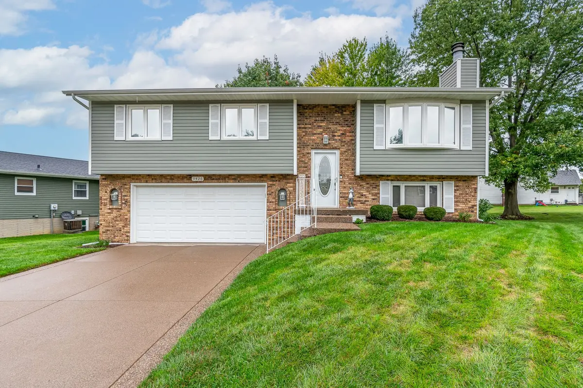 3426 Ridge Court