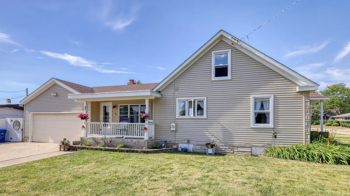 220 S First Street