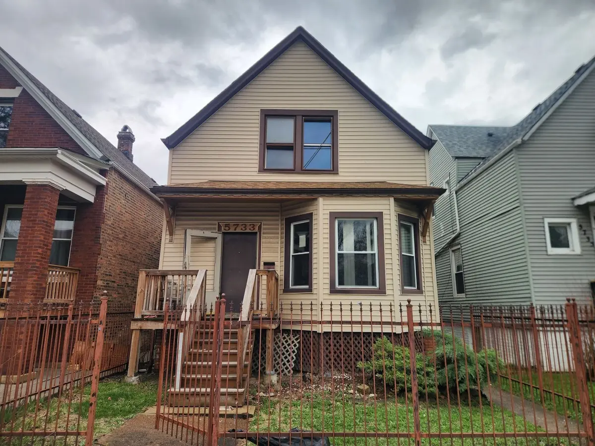 5733 S Wolcott Avenue